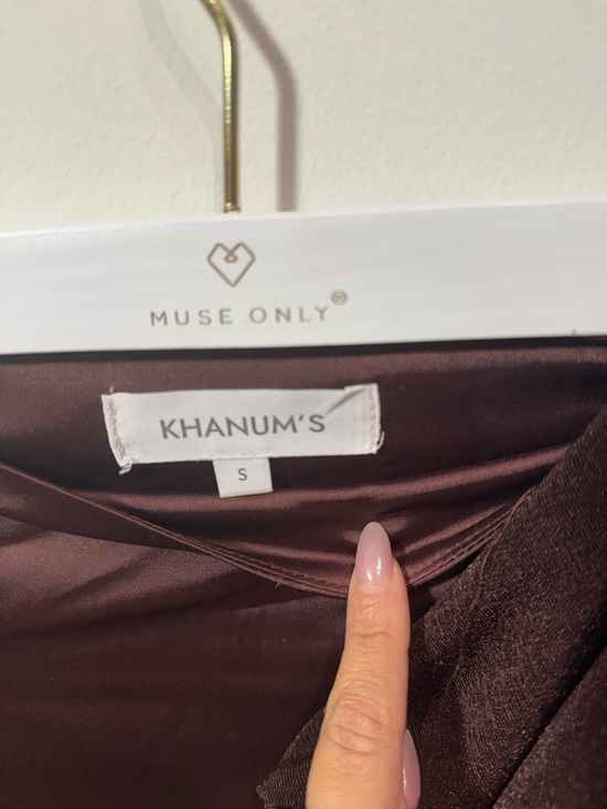 REVOLVE Khanum’s Backless Asymmetric Two Piece Set in Mocha - Picture 12 of 12